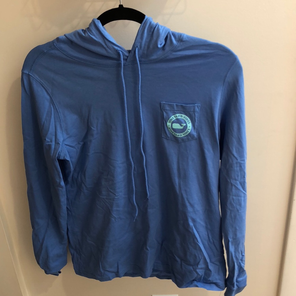 Vineyard Vines T-shirt Hoddie!